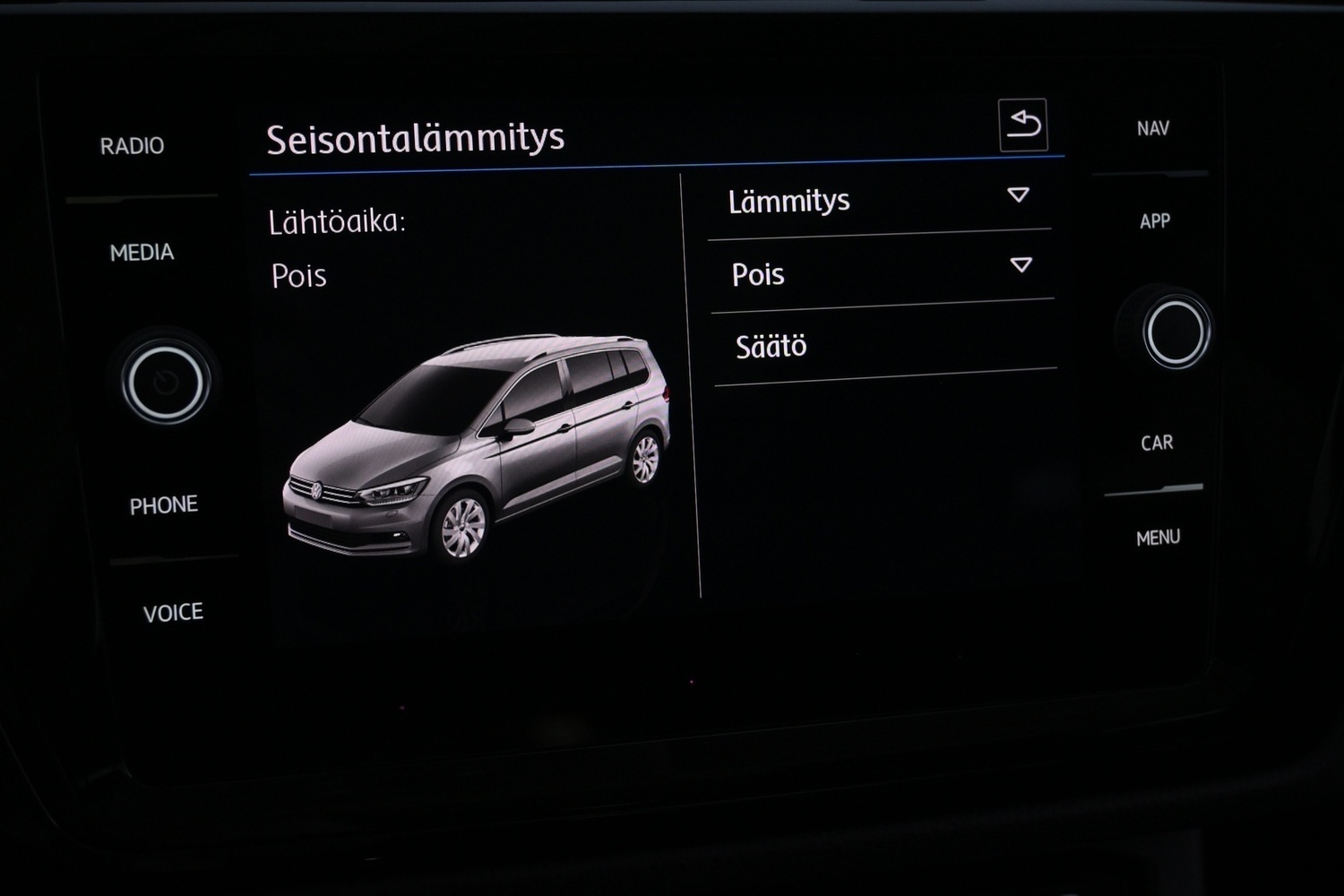 Volkswagen Touran vaihtoauto