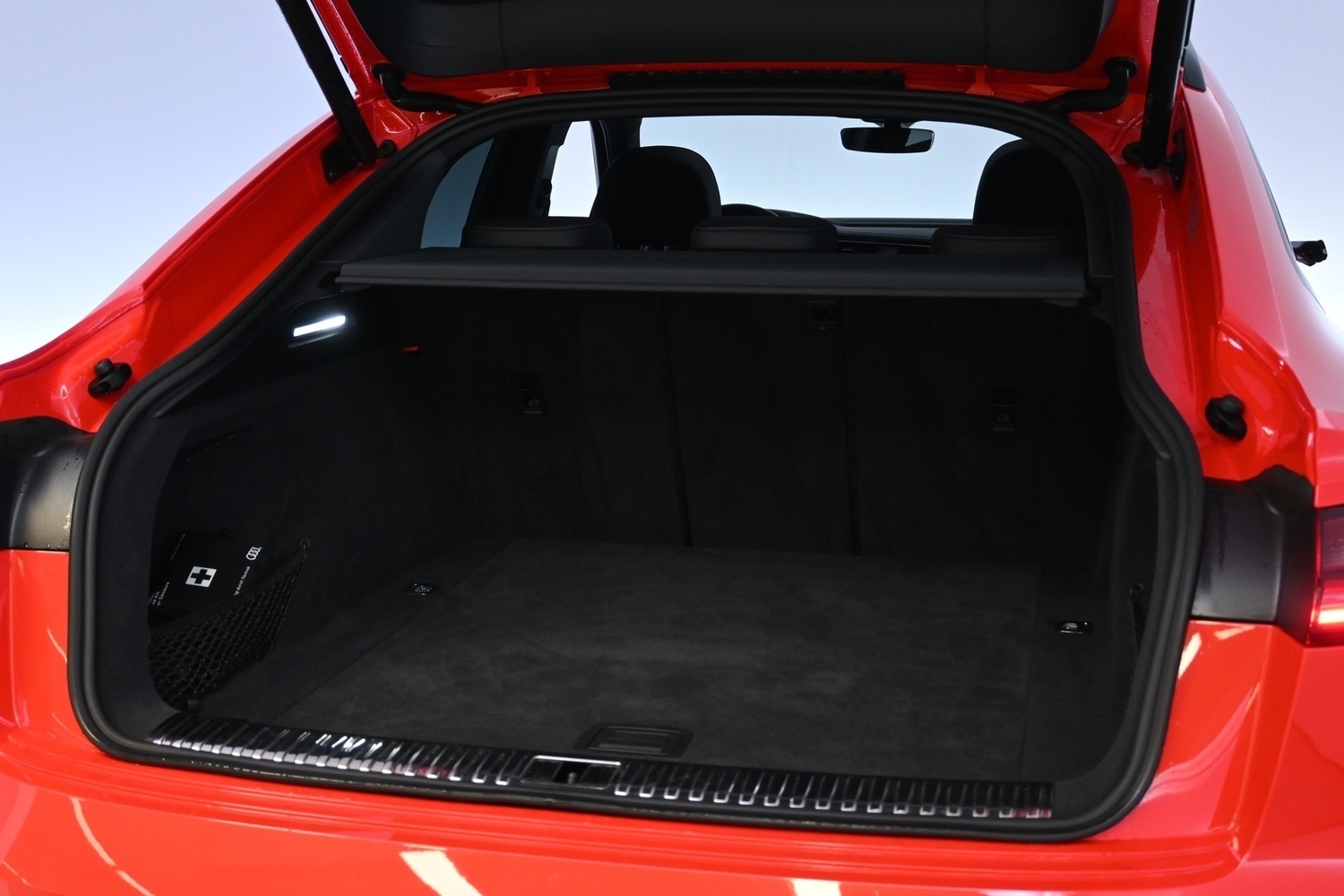 Audi Q8 e-tron vaihtoauto