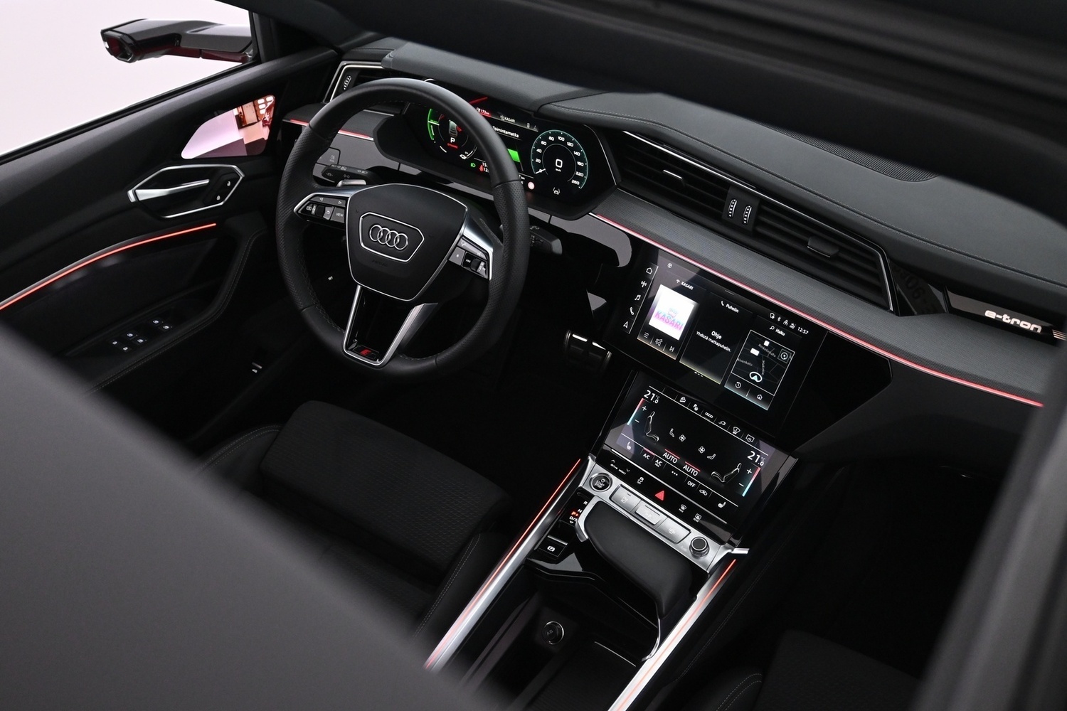 Audi Q8 e-tron vaihtoauto