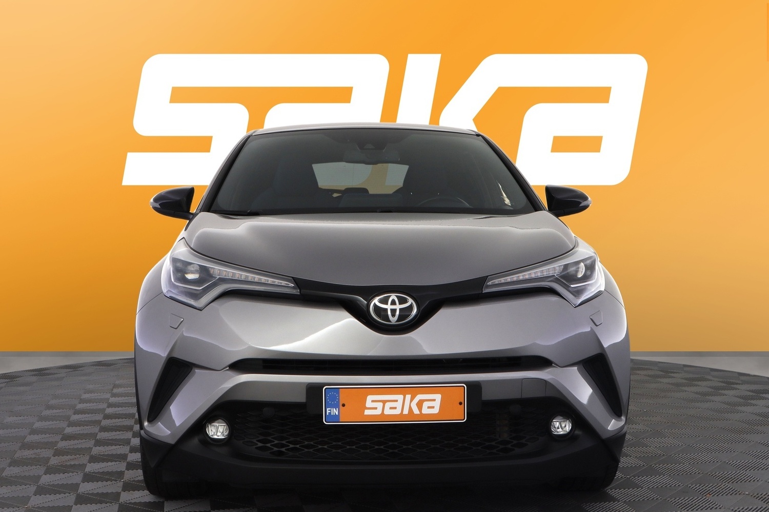 Toyota C-HR vaihtoauto