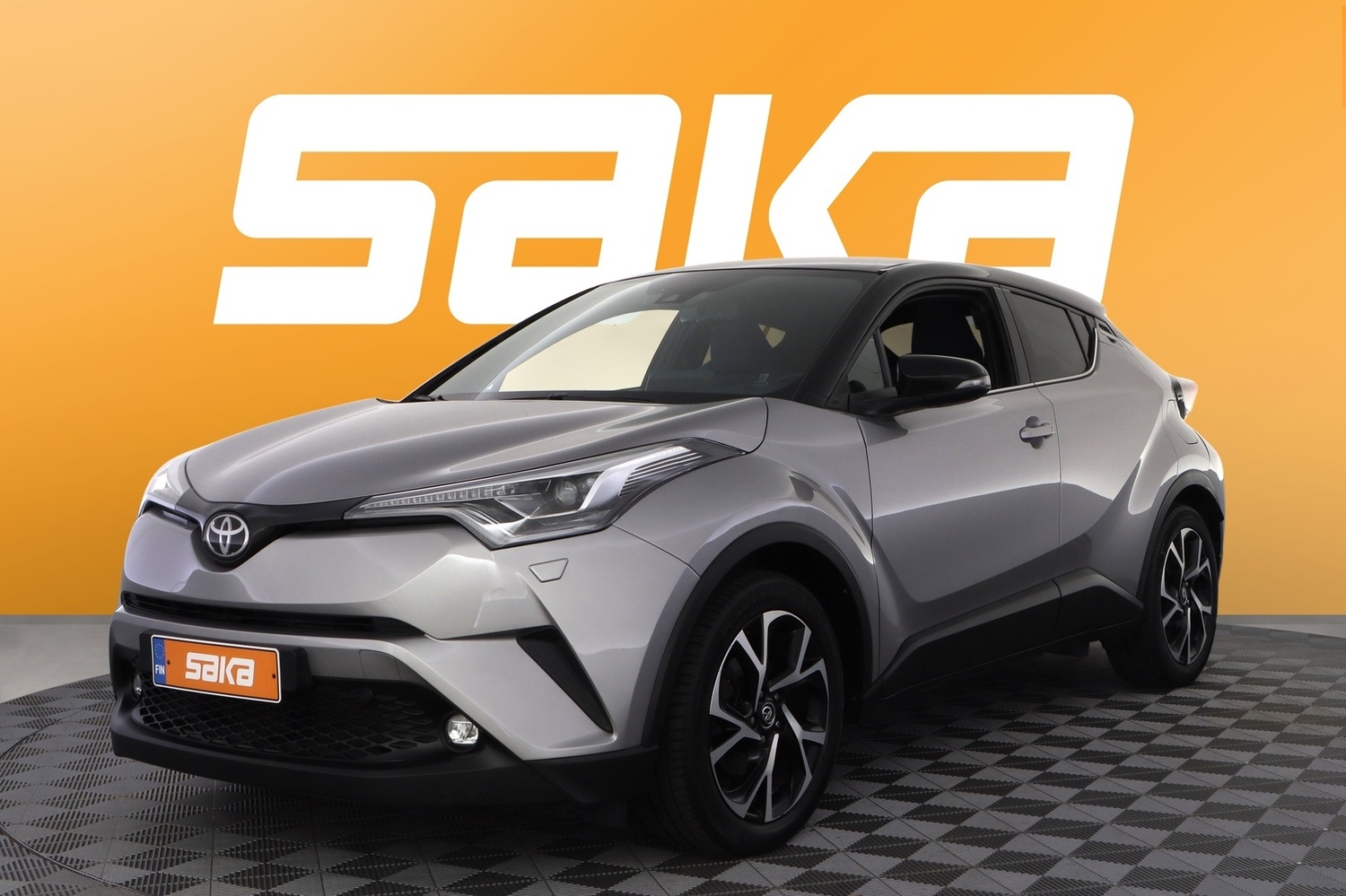 Toyota C-HR vaihtoauto