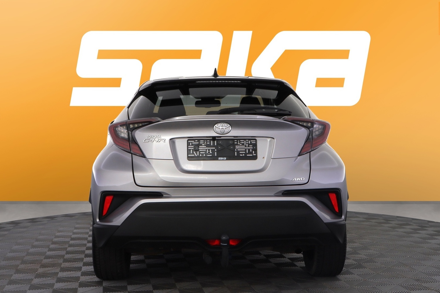 Toyota C-HR vaihtoauto
