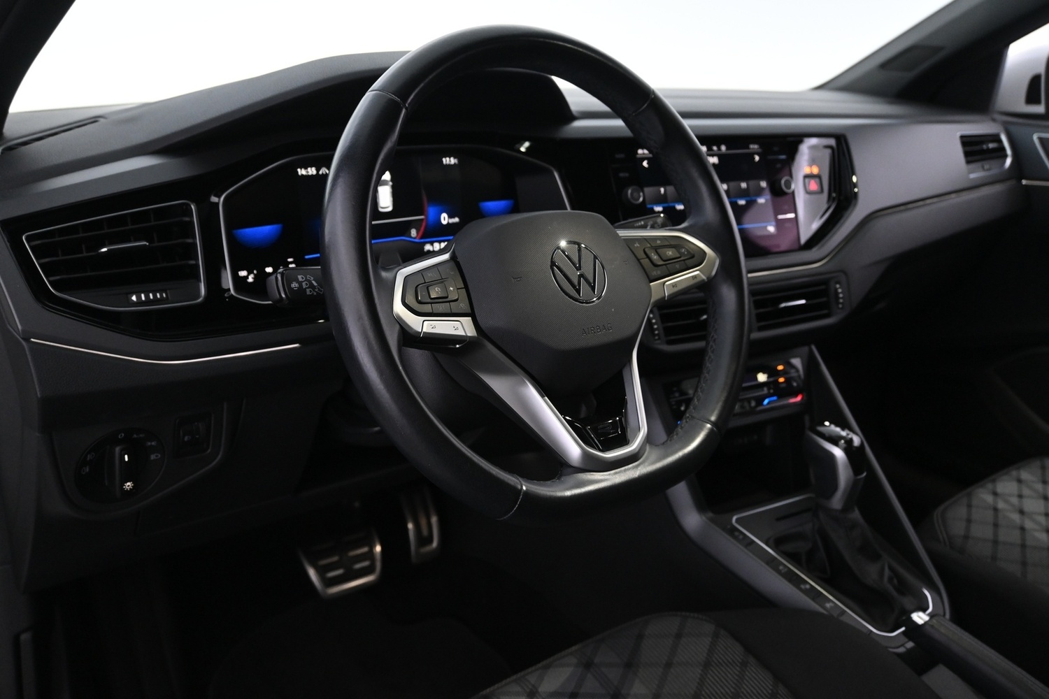 Volkswagen Taigo vaihtoauto