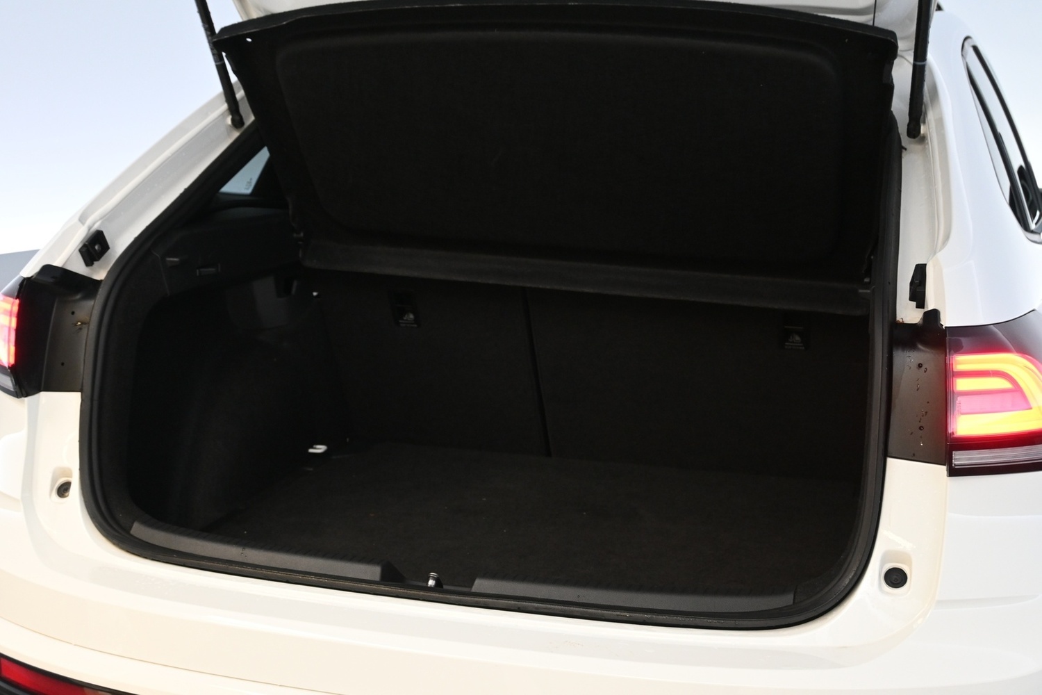 Volkswagen Taigo vaihtoauto