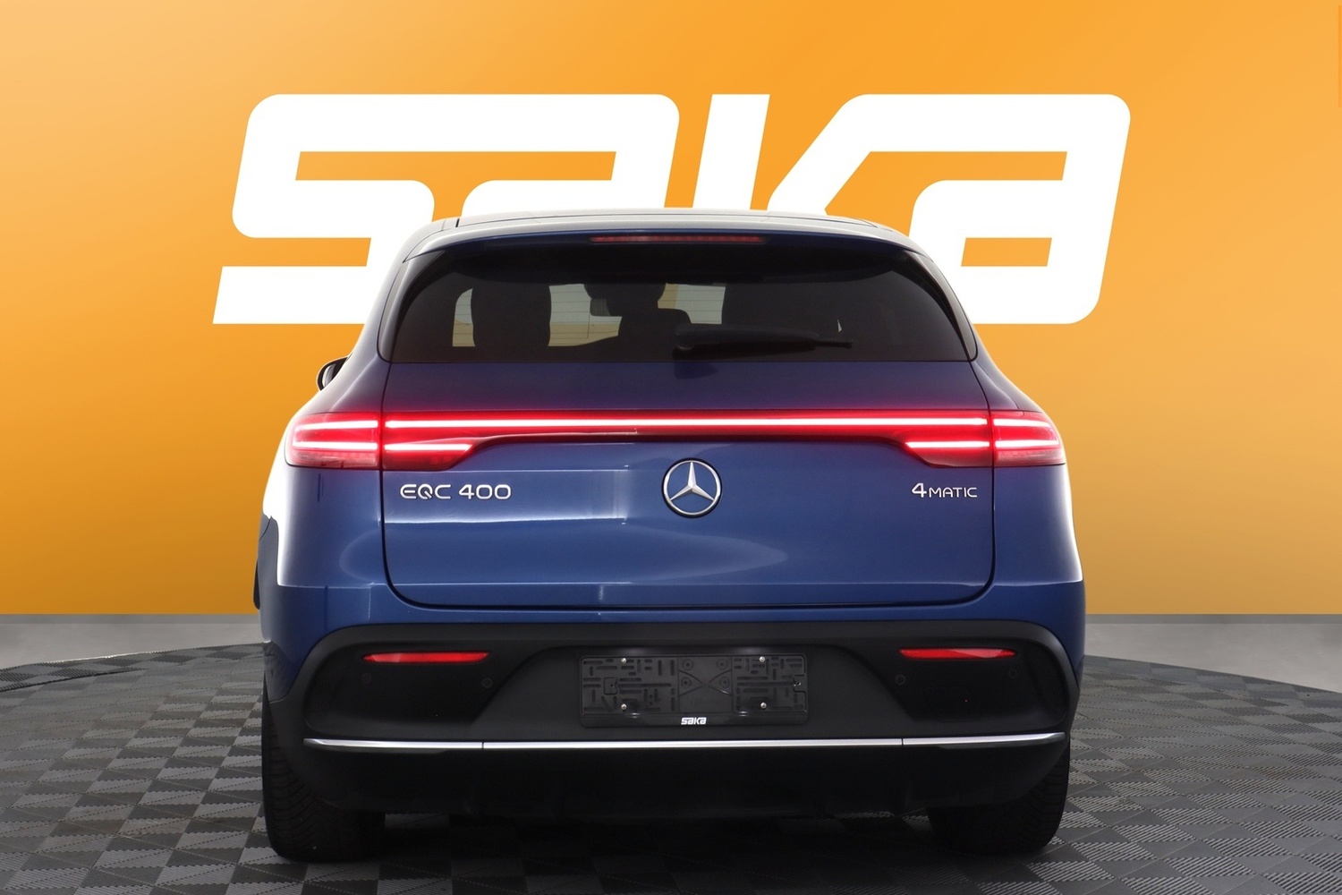 Mercedes-Benz EQC vaihtoauto