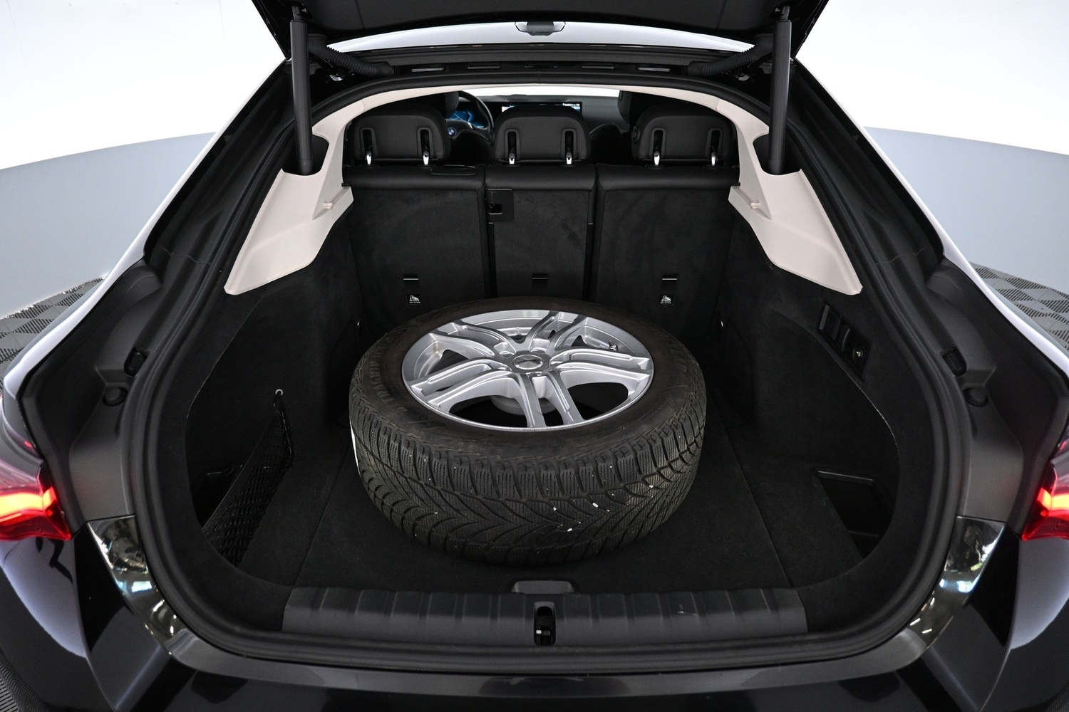 BMW i4 vaihtoauto