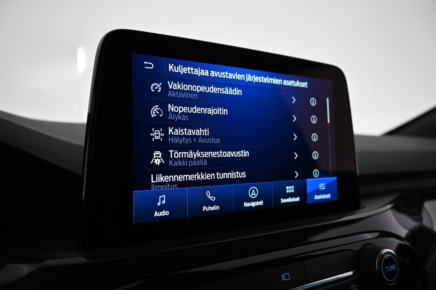 Ford Kuga vaihtoauto