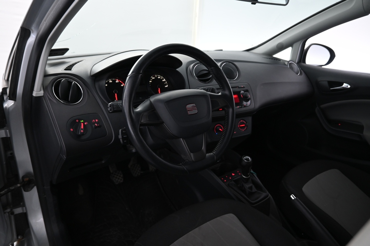 SEAT Ibiza vaihtoauto