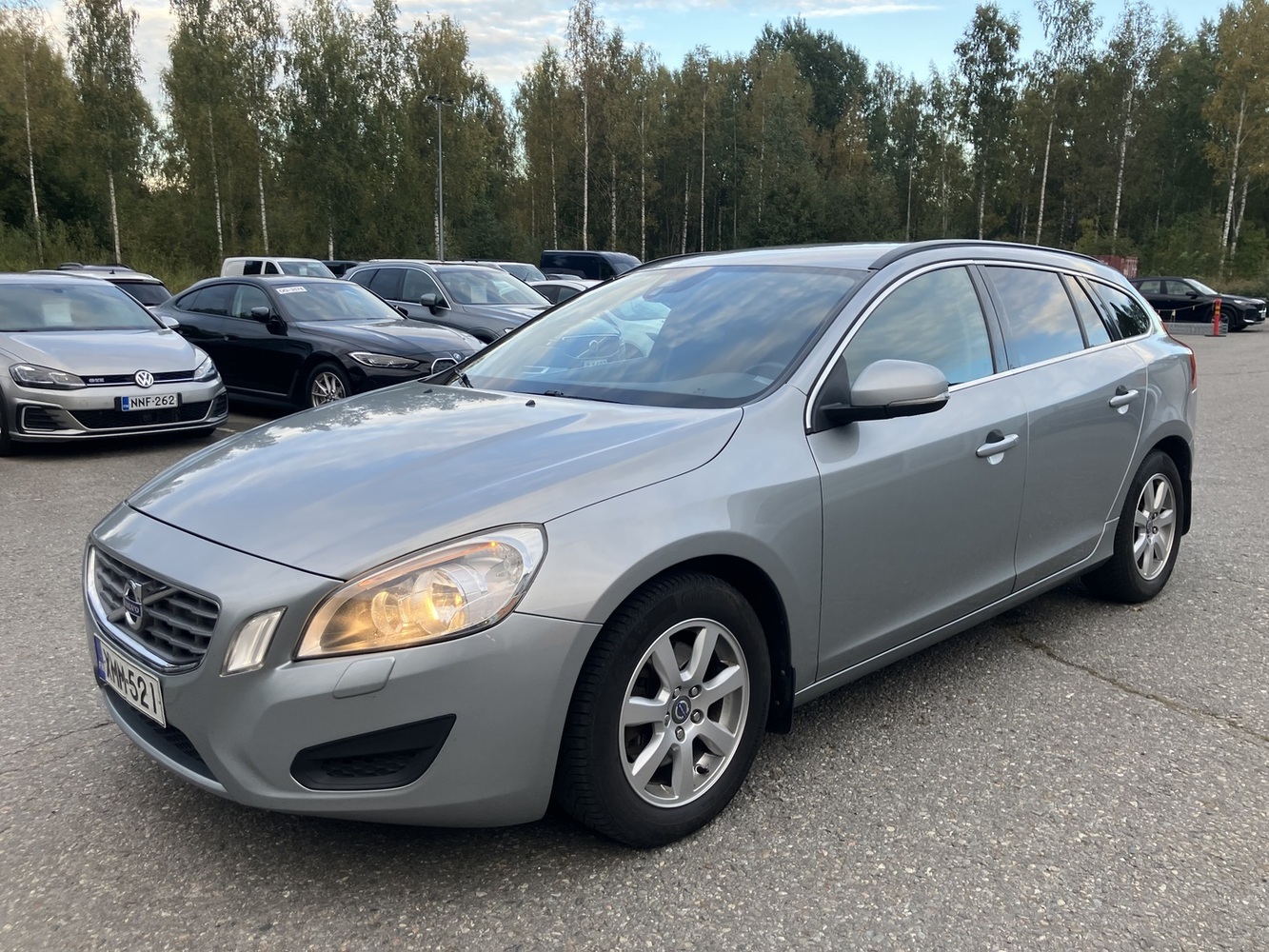 Volvo V60 vaihtoauto