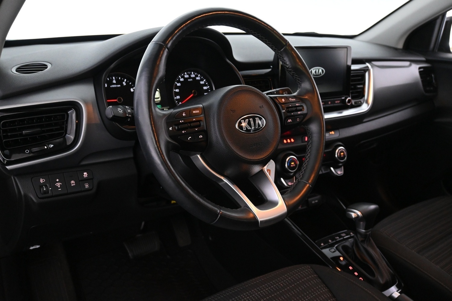 Kia Stonic vaihtoauto