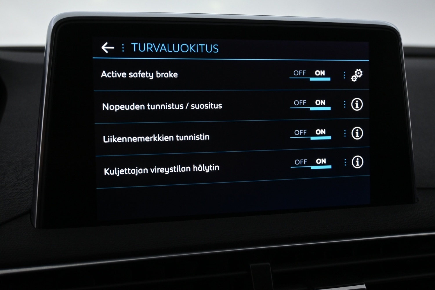 Peugeot 5008 vaihtoauto