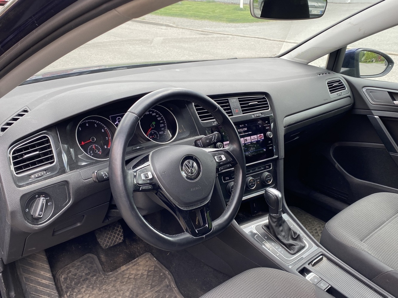 Volkswagen Golf vaihtoauto