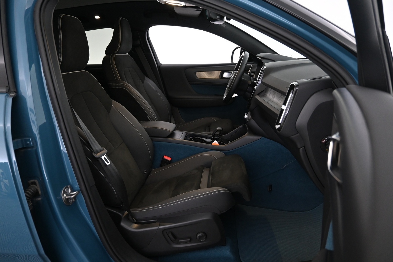 Volvo C40 vaihtoauto