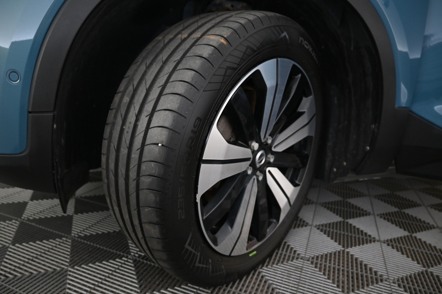 Volvo C40 vaihtoauto