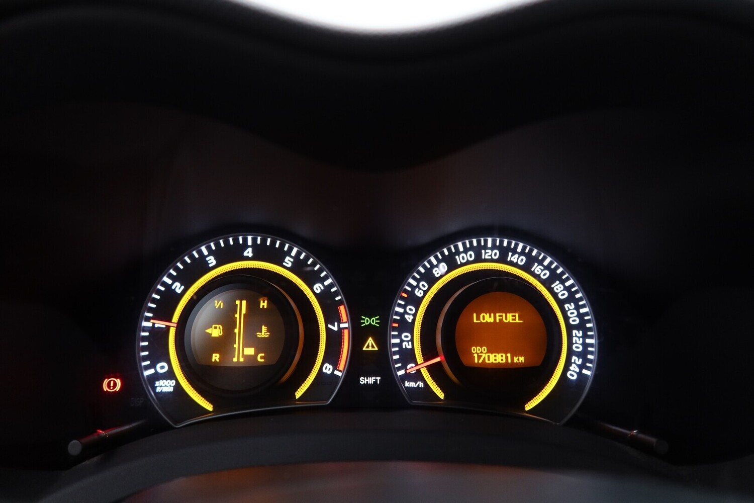 Toyota Auris vaihtoauto