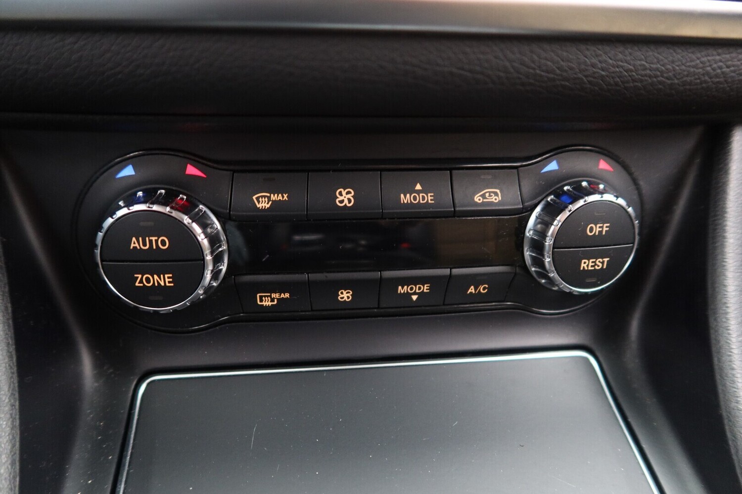 Mercedes-Benz GLA vaihtoauto