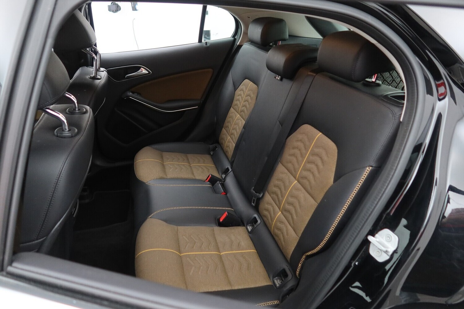 Mercedes-Benz GLA vaihtoauto