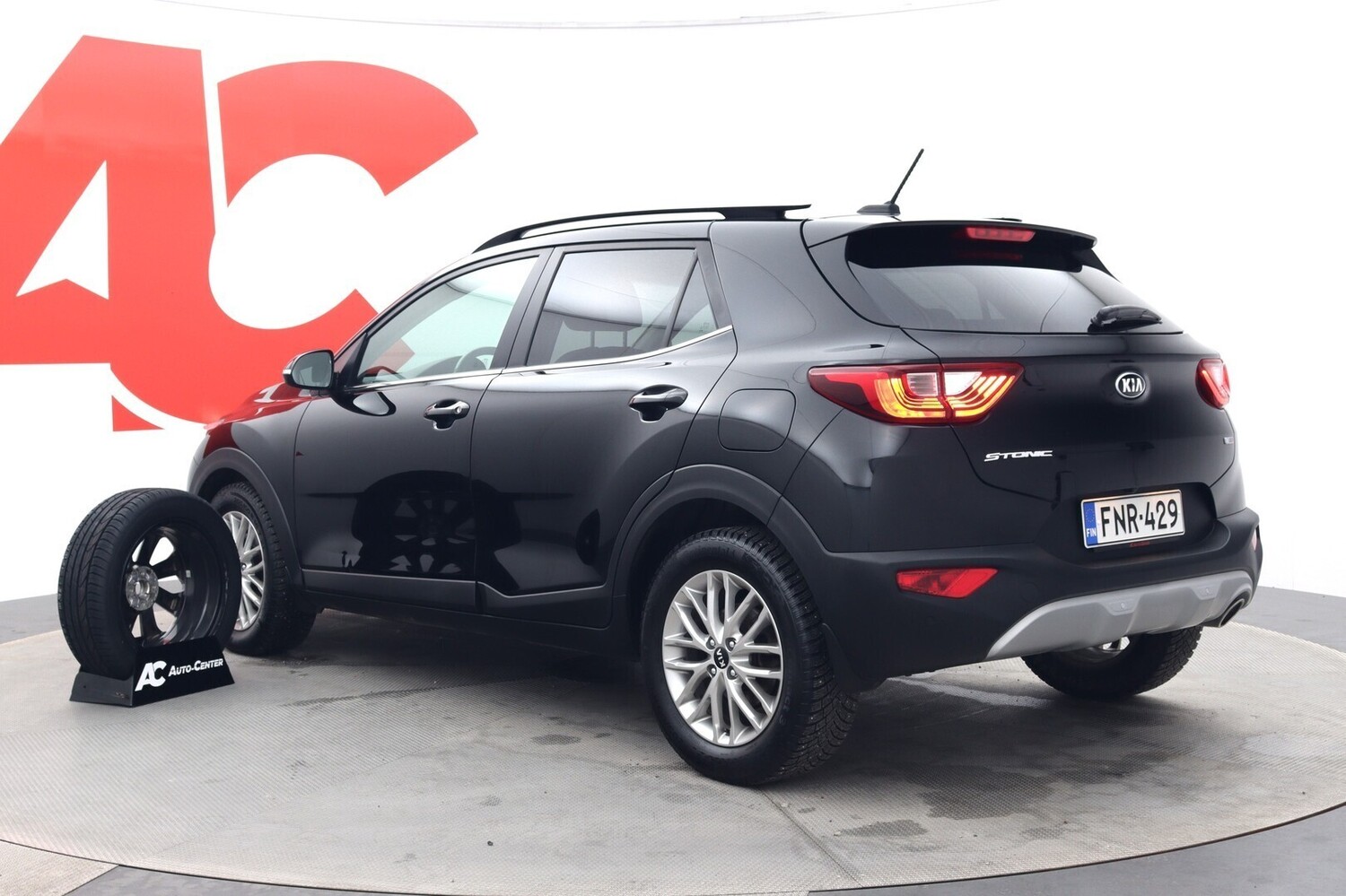 Kia Stonic vaihtoauto
