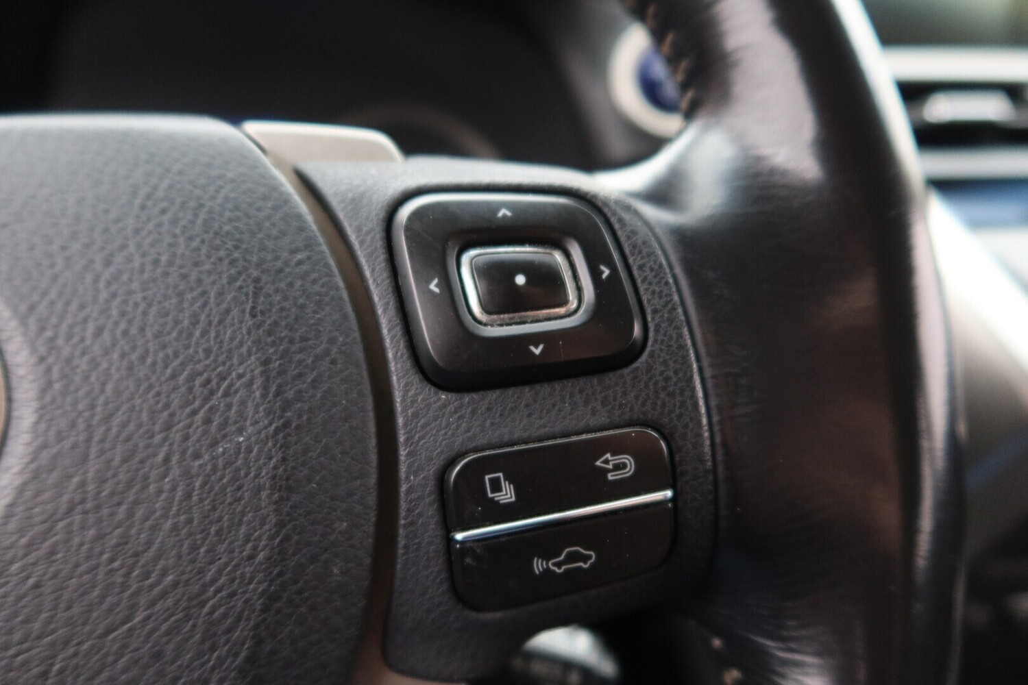 Lexus NX vaihtoauto
