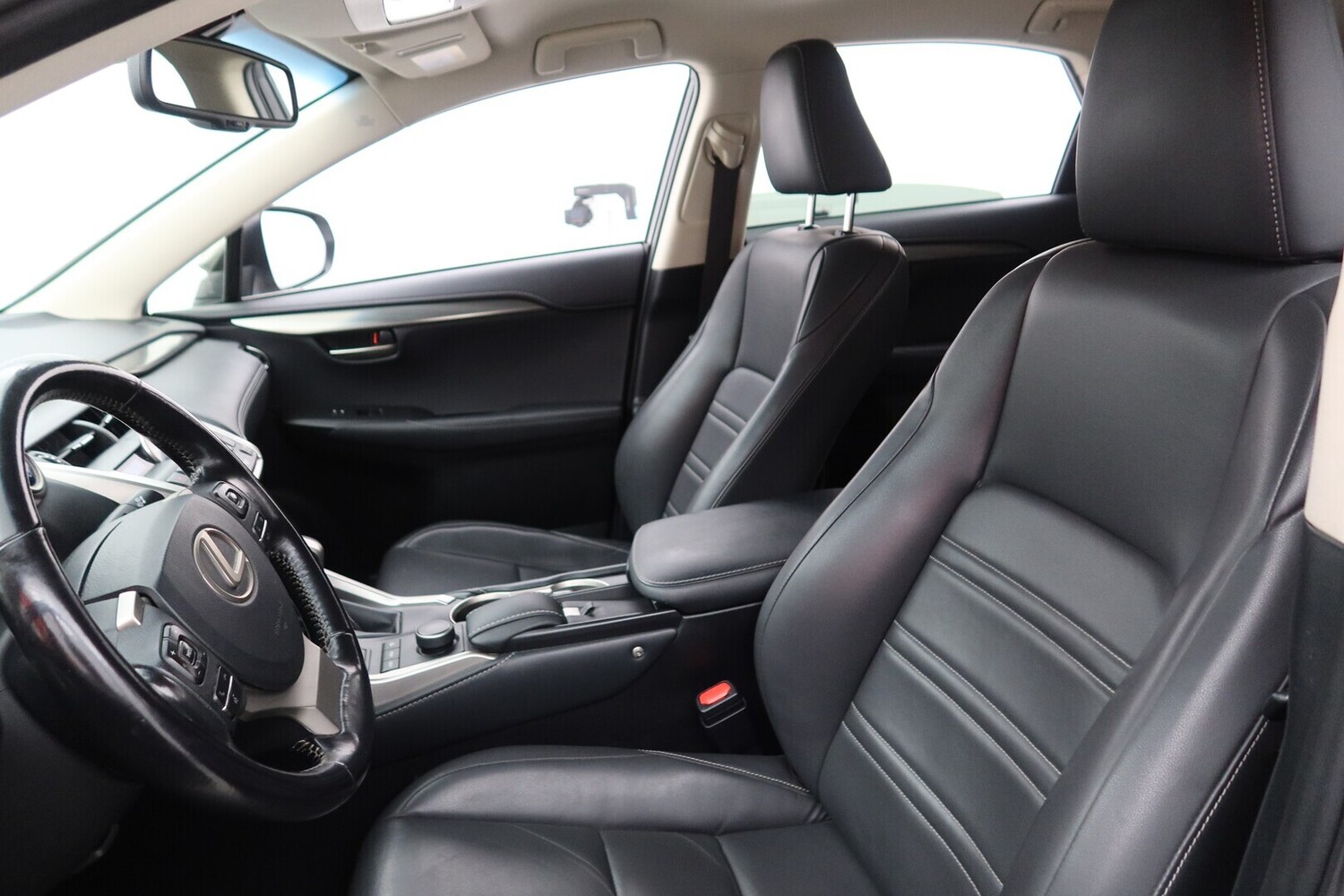 Lexus NX vaihtoauto
