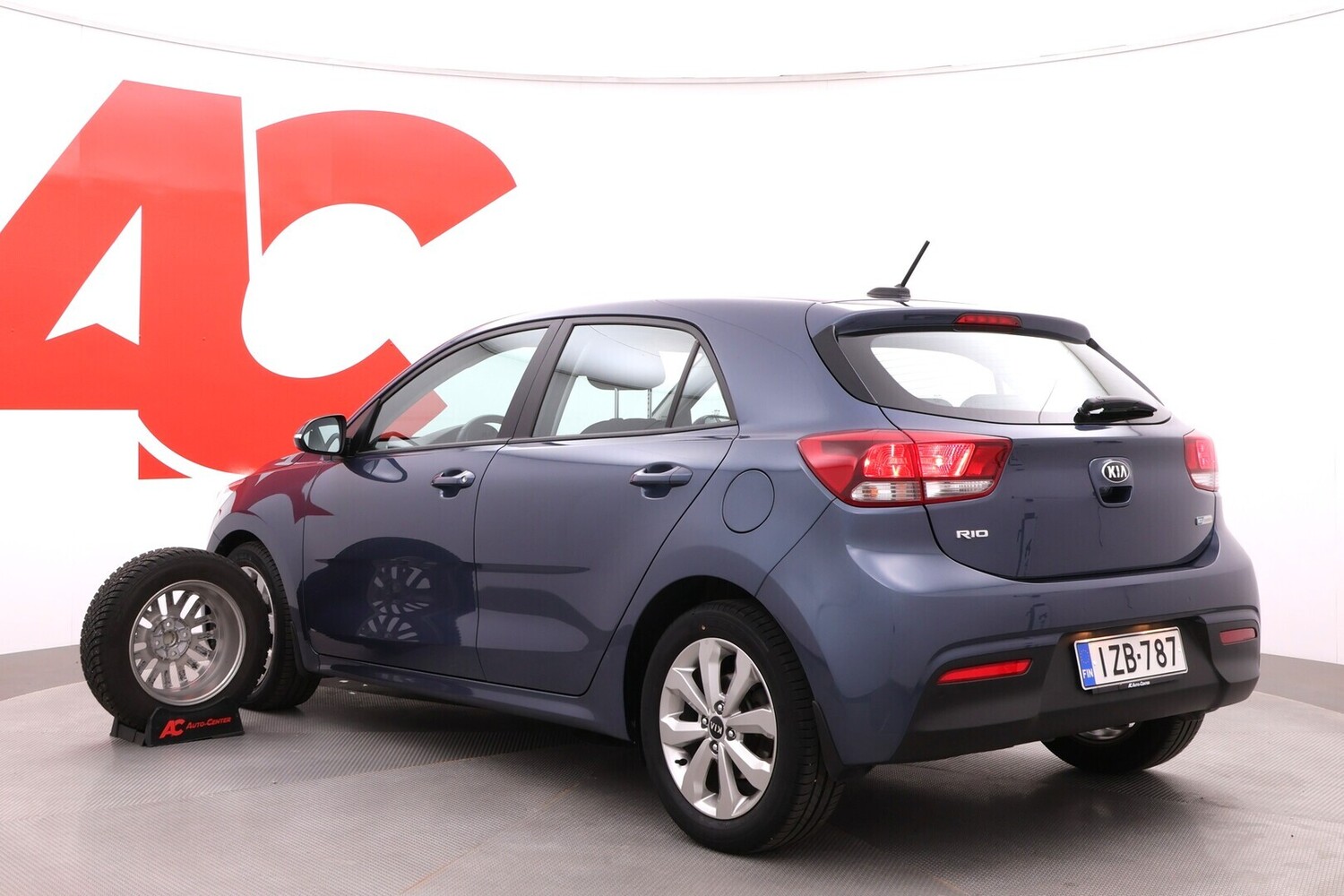 Kia Rio vaihtoauto