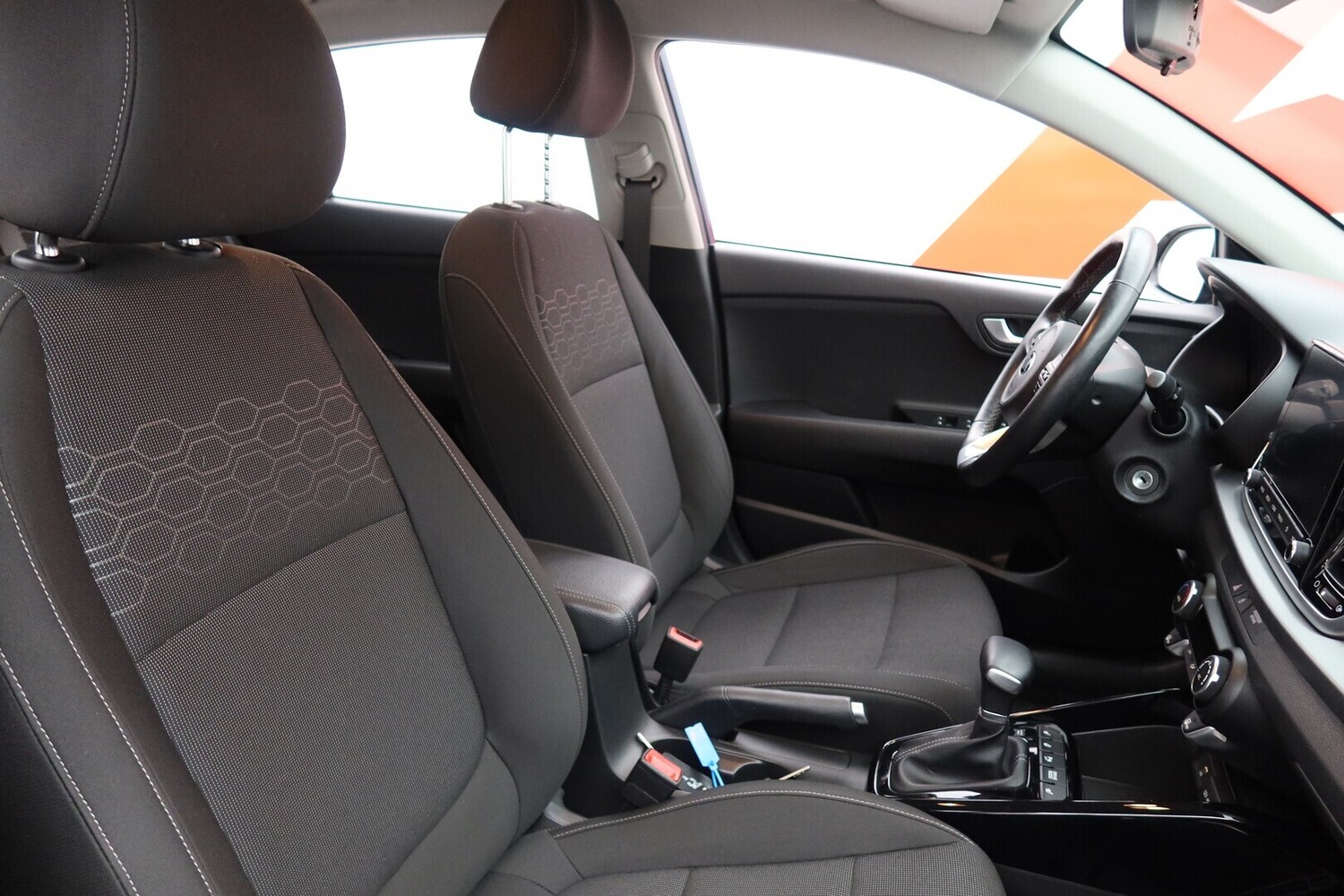 Kia Rio vaihtoauto
