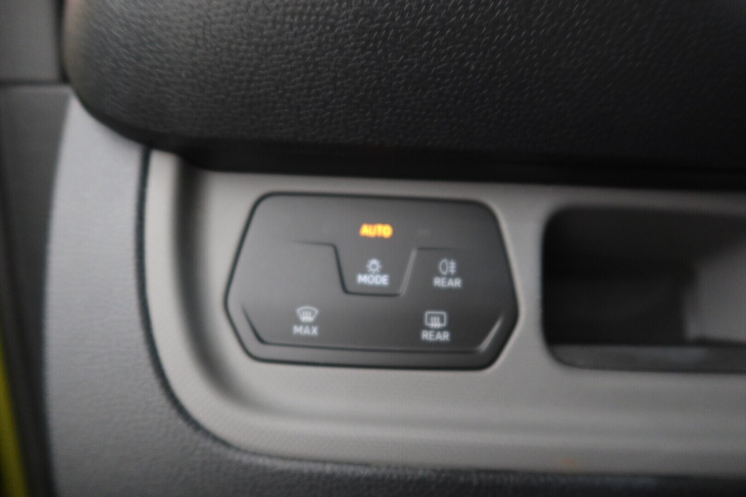 Volkswagen ID. Buzz vaihtoauto