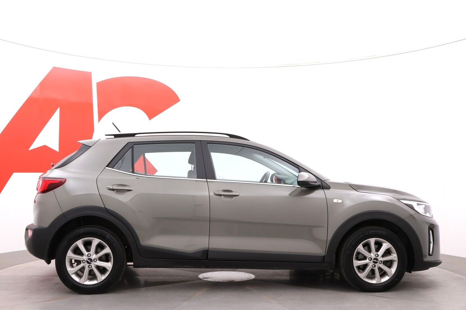 Kia Stonic vaihtoauto