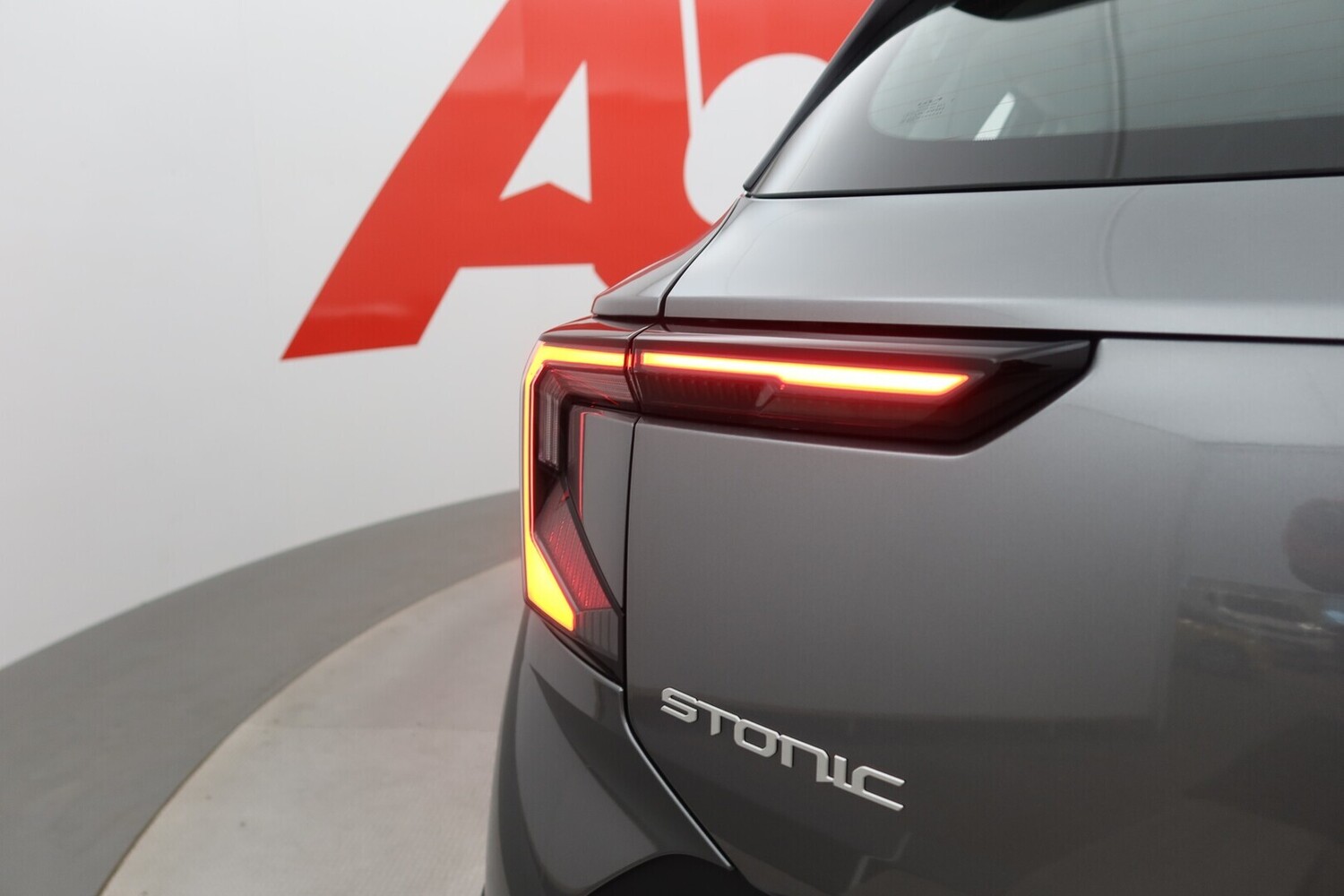 Kia Stonic vaihtoauto