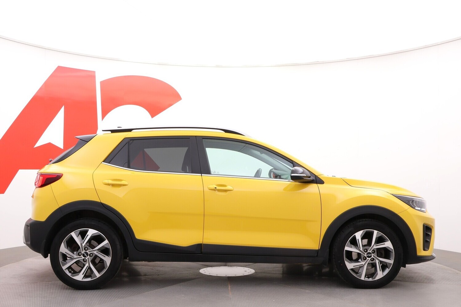 Kia Stonic vaihtoauto