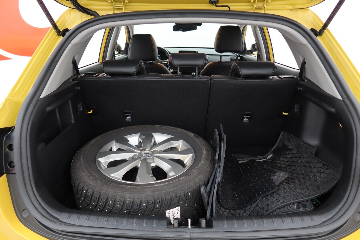 Kia Stonic vaihtoauto