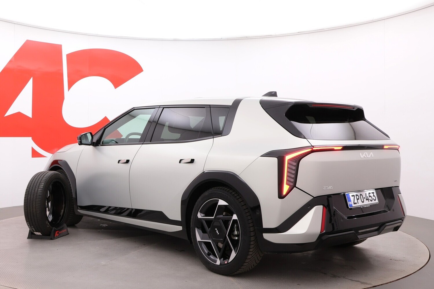 Kia EV4 vaihtoauto
