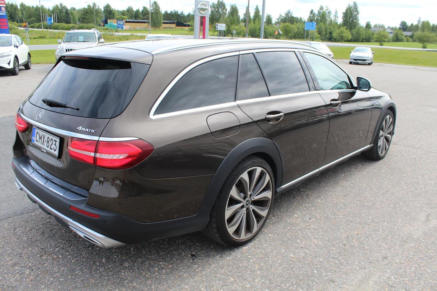 Mercedes-Benz E vaihtoauto