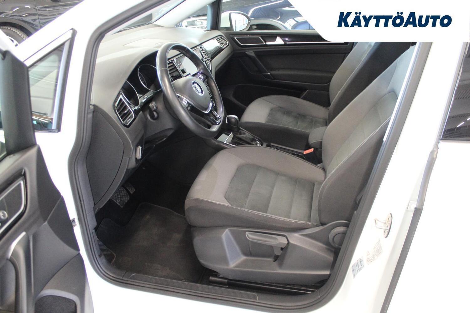 Volkswagen Golf Sportsvan vaihtoauto