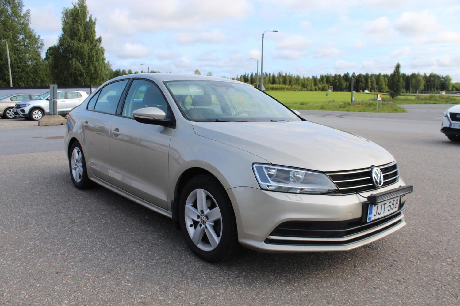 Volkswagen Jetta vaihtoauto