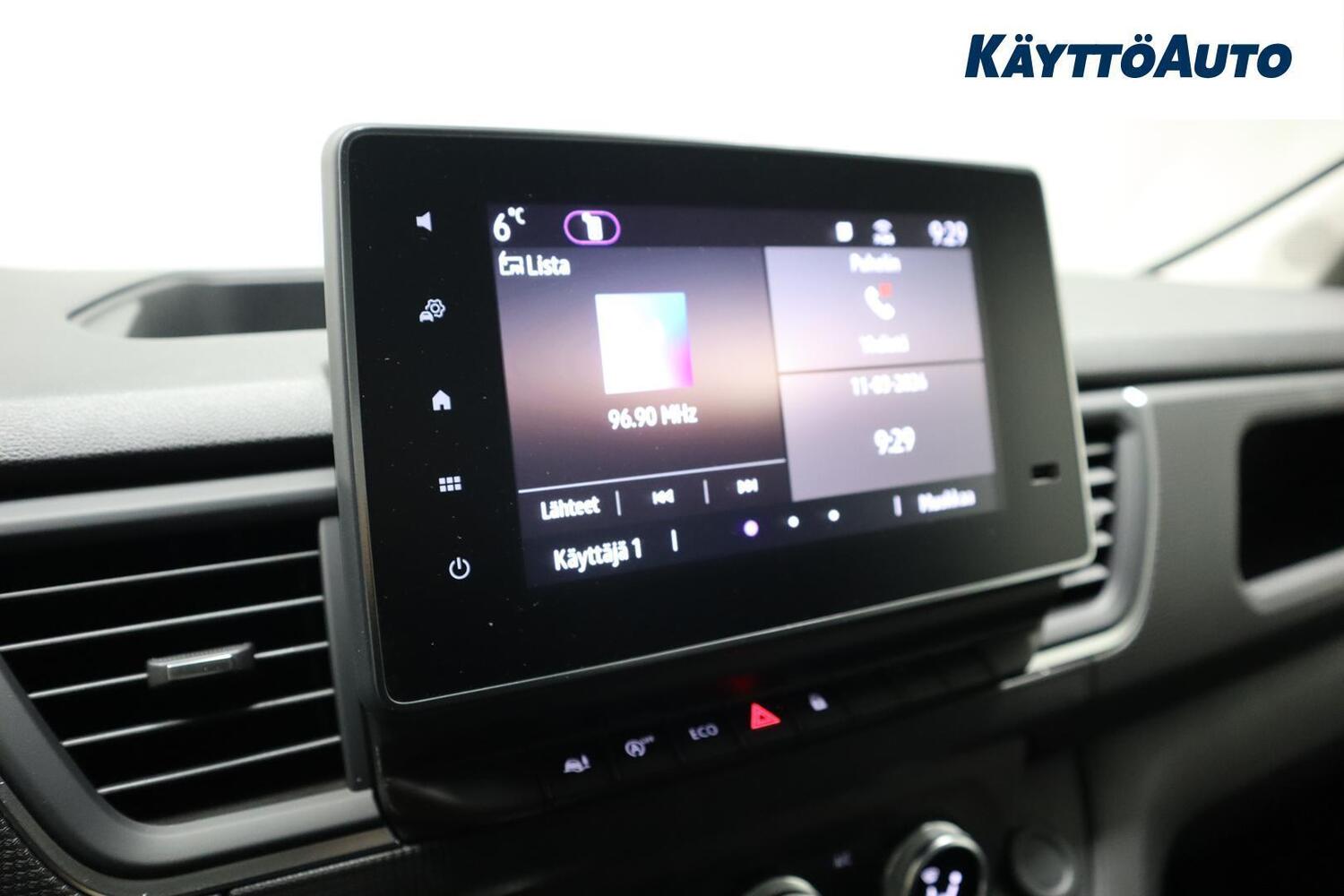 Nissan Primastar vaihtoauto