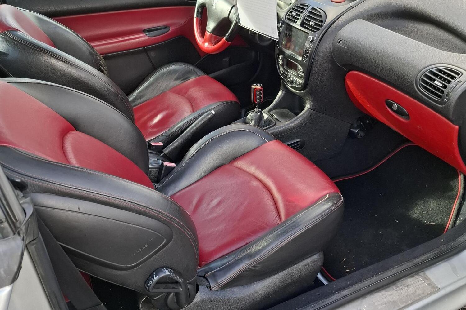 Peugeot 206 vaihtoauto