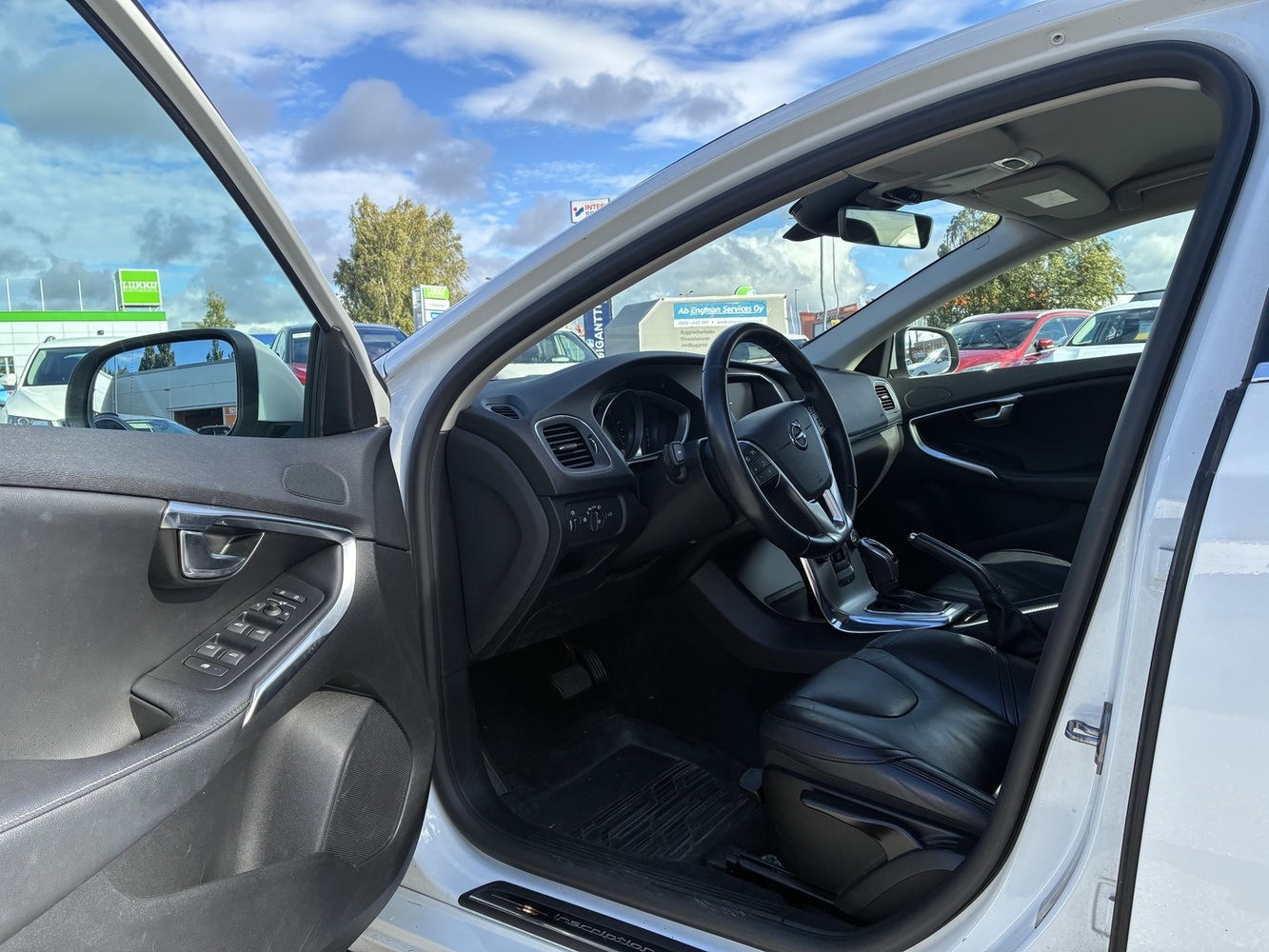 Volvo V40 vaihtoauto