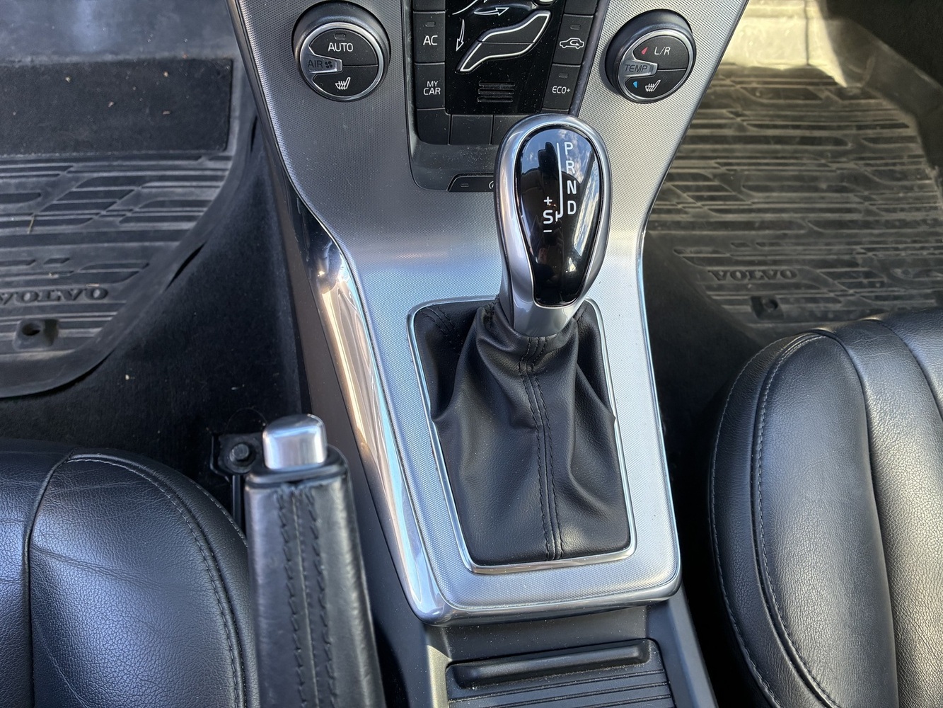 Volvo V40 vaihtoauto