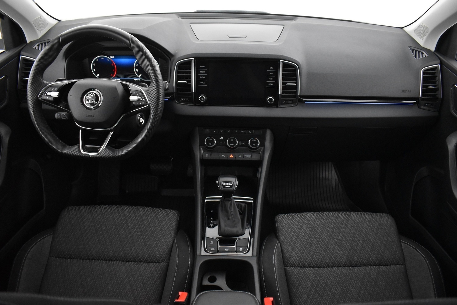 Skoda Karoq vaihtoauto