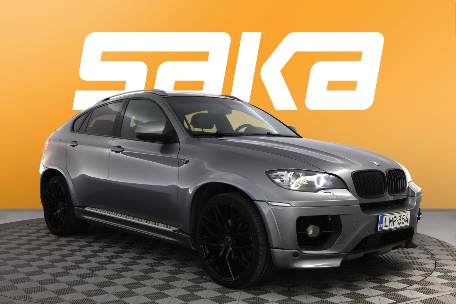 BMW X6 vaihtoauto