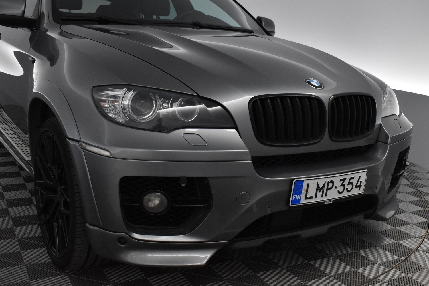 BMW X6 vaihtoauto
