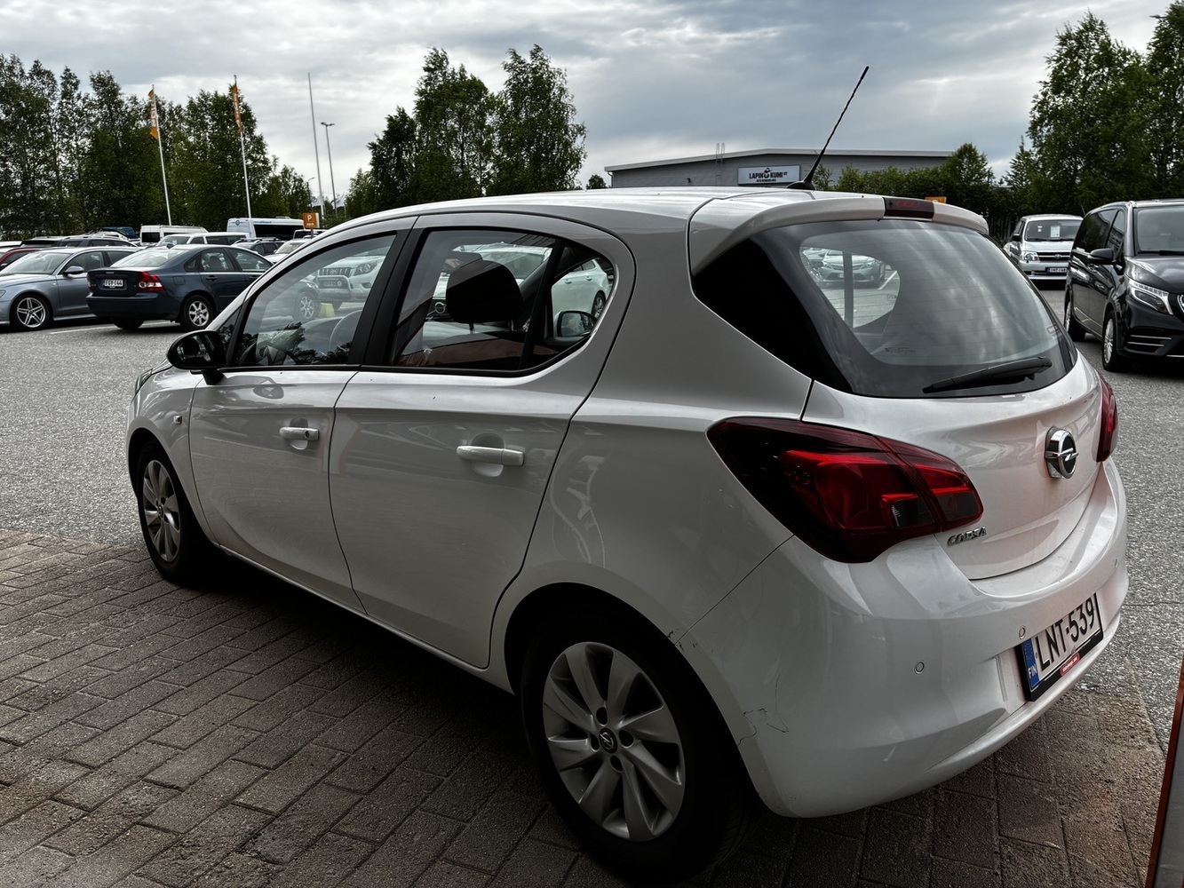 Opel Corsa vaihtoauto