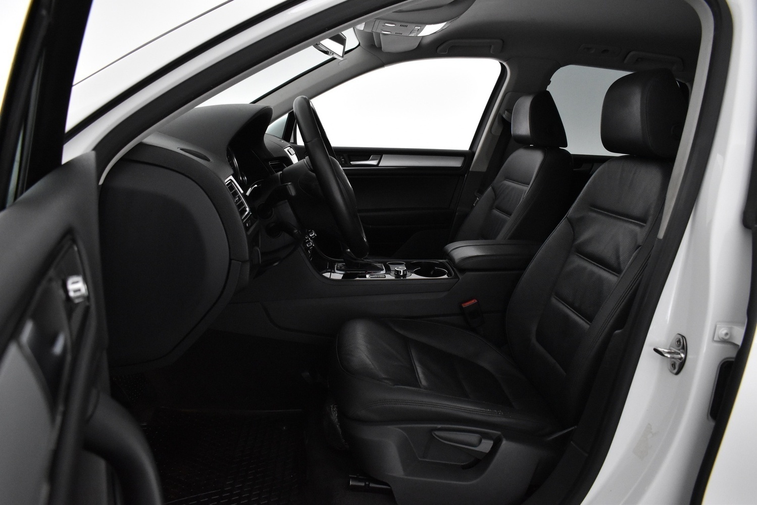 Volkswagen Touareg vaihtoauto