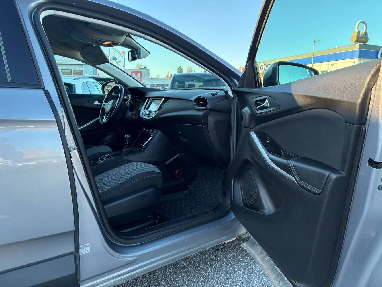 Opel Grandland X vaihtoauto