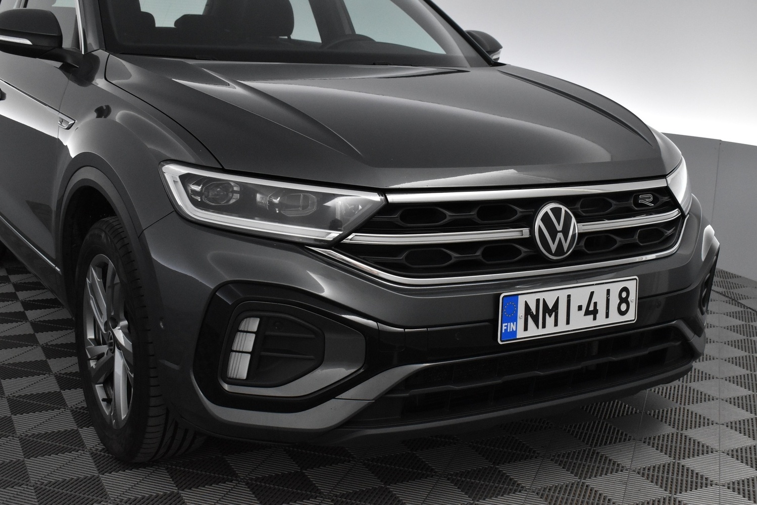 Volkswagen T-Roc vaihtoauto
