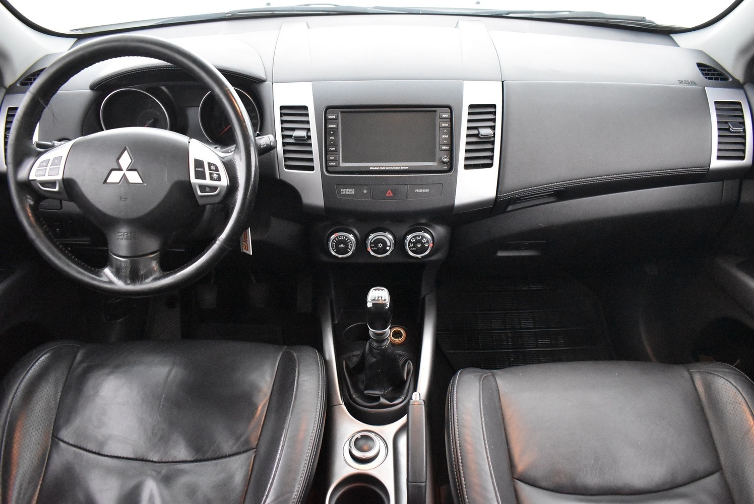 Mitsubishi Outlander vaihtoauto