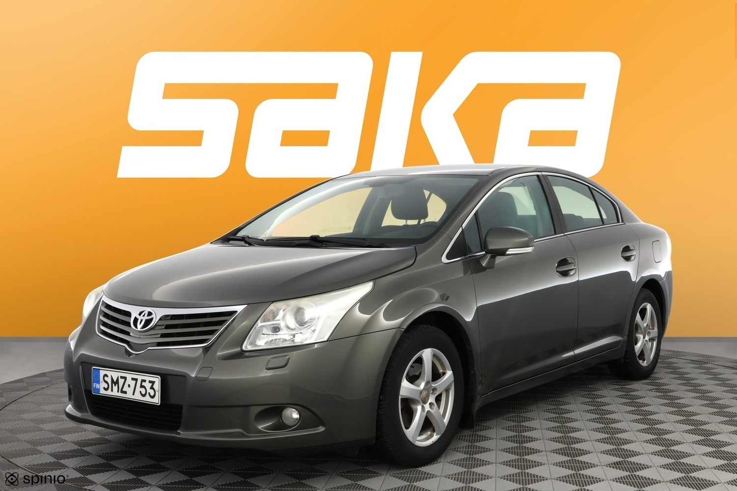 Toyota Avensis vaihtoauto