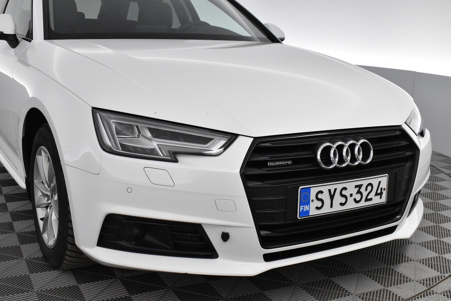 Audi A4 vaihtoauto