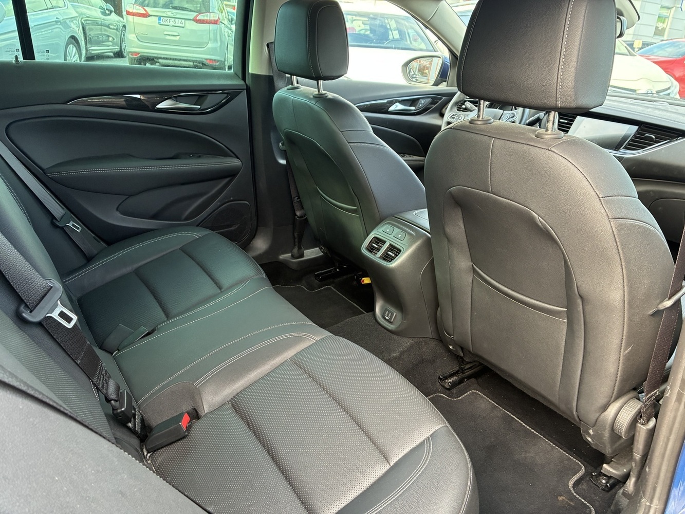 Opel Insignia vaihtoauto
